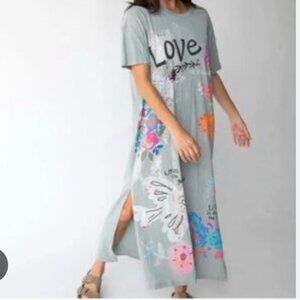 NATURAL LIFE Boho Life Is A Canvas Multicolor Floral Graphic Maxi T-Shirt Dress